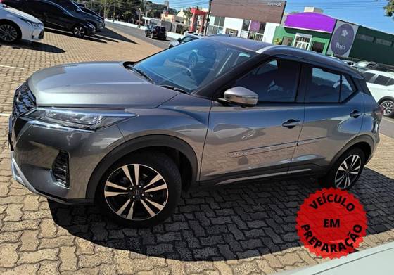 NISSAN KICKS 1.6 16V FLEXSTART EXCLUSIVE XTRONIC NISSAN KICKS 1.6 16V FLEXSTART EXCLUSIVE XTRONIC